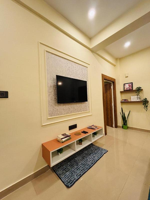 Lovely Homestay - image 10