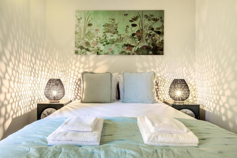 Magnolia 2 Luxury with AC Metro Downtown Porto - image 15