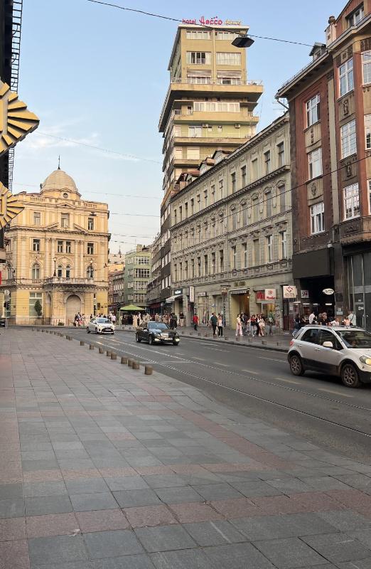 LovelyHome Sarajevo - Main Street City Centar - image 6