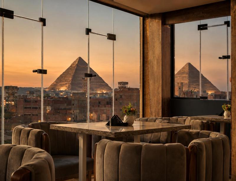 Queen Crown Pyramids Hotel - image 14