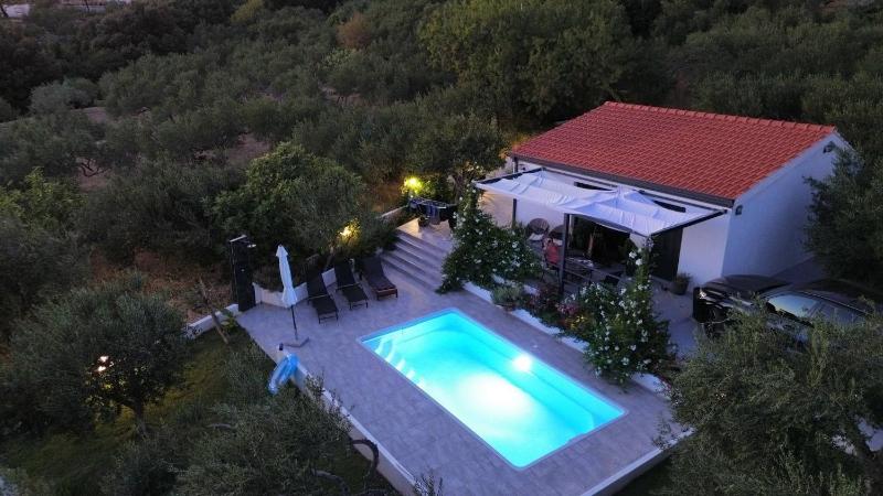 Family friendly house with a swimming pool Makarska - 25825 - image 3
