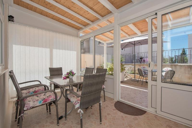 Apartments with parking space Makarska - 25826 - image 6