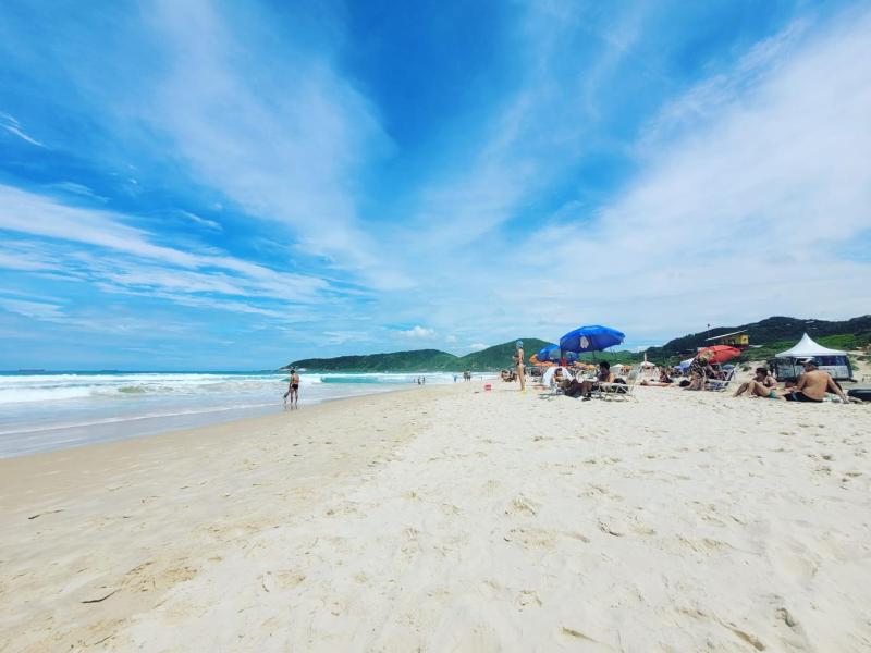 Casa Coruja Praia do Rosa - image 12