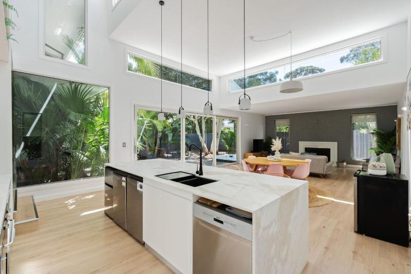 Meli Beach House by Experience Jervis Bay - image 26