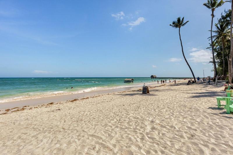 The Caribbean dream direct to the sand and the sea - image 29