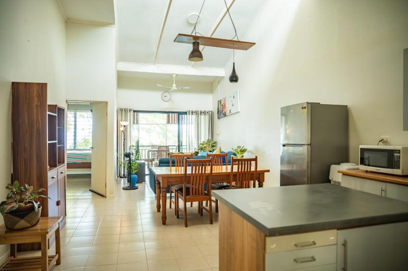 seaview apartment - image 12