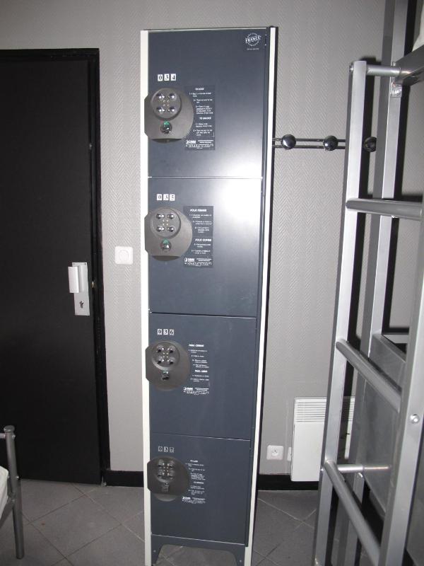 Single Bed in Male Dormitory Room image 3