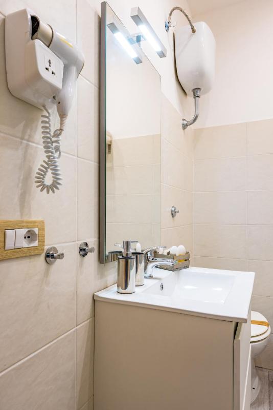 Maison Gennaro - Naples Heritage Stay - image 3