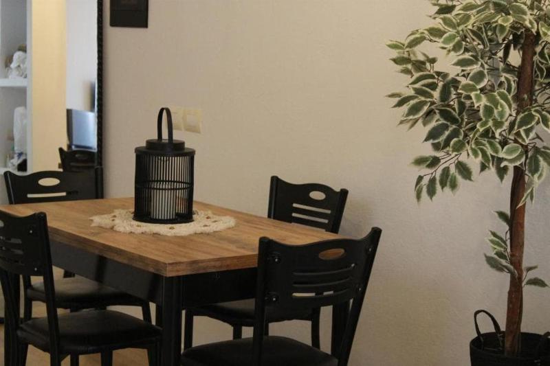 The Duke Apartment City Centre Vlore - image 14