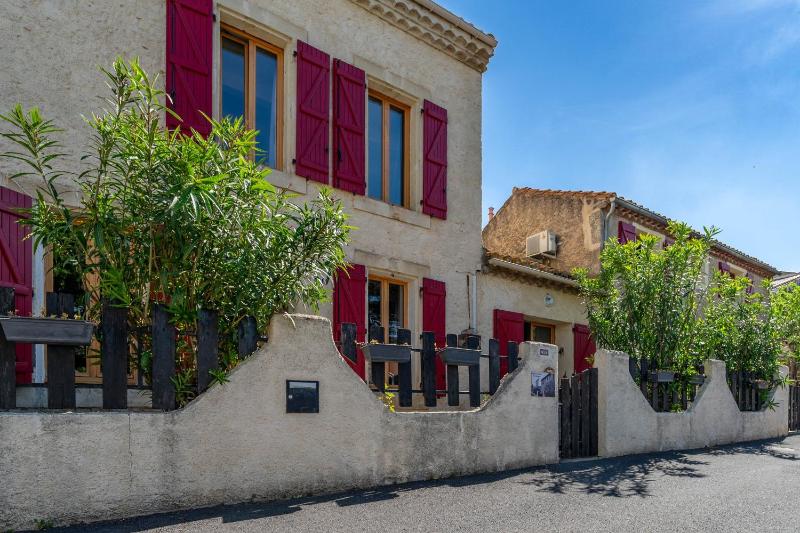 Les Acacias - image 1