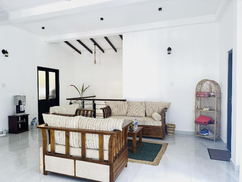 Slow Life Coliving Hiriketiya - image 5