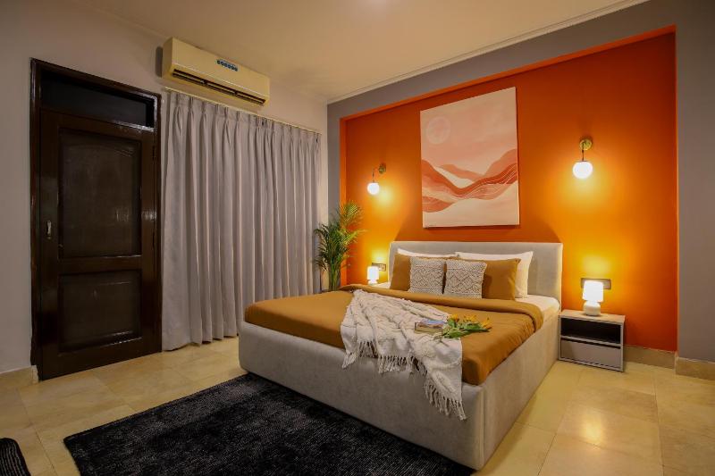 Studio Serviced Apartments near Fortis Hospital - image 13