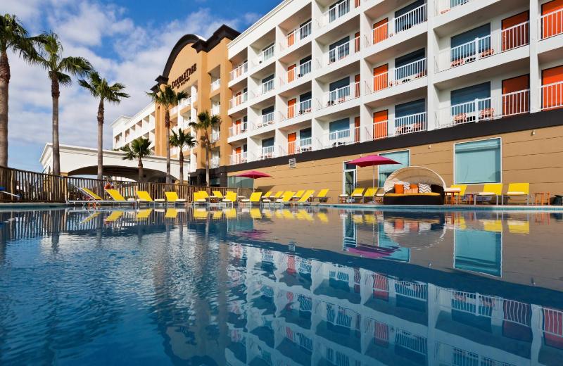 DoubleTree By Hilton Hotel Galveston Beach - image 1