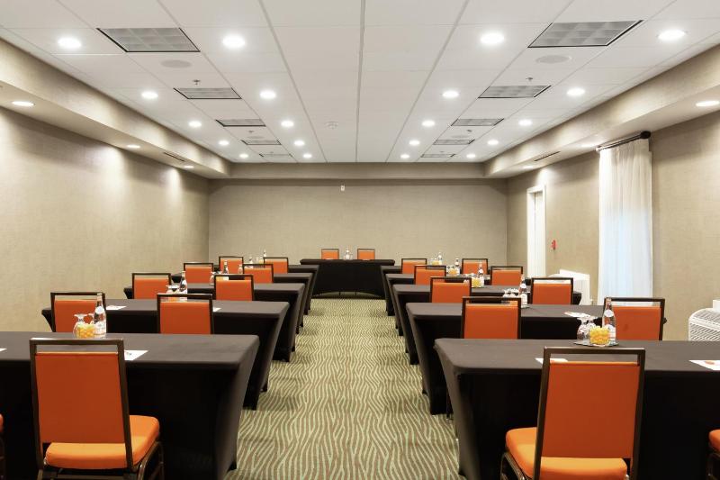 DoubleTree By Hilton Hotel Galveston Beach - image 41