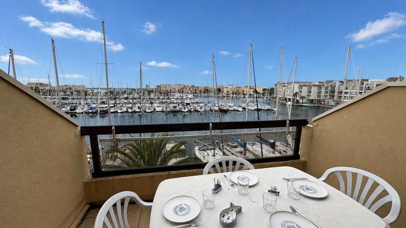 Appartement avec vue bateaux - piscine et tennis GN050-692 - image 16