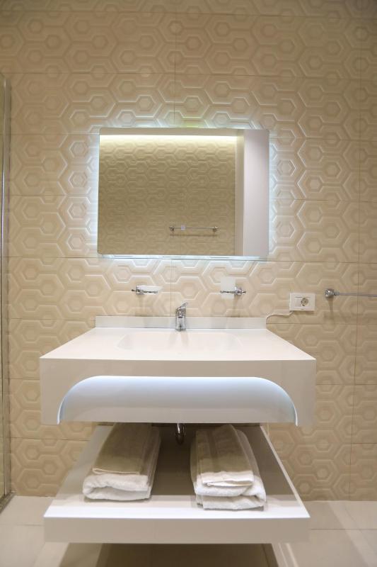 Alrei Apartment - image 3