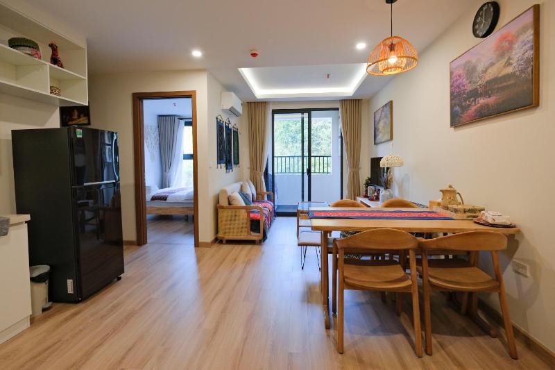 Lia Home - image 7