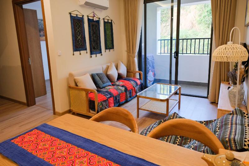 Lia Home - image 9