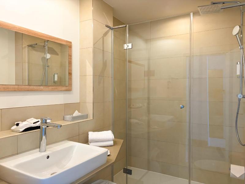 Strandhotel Miramar - image 23