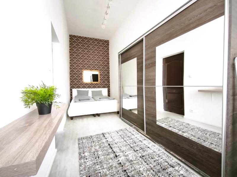 Silver Grass Suite - image 8