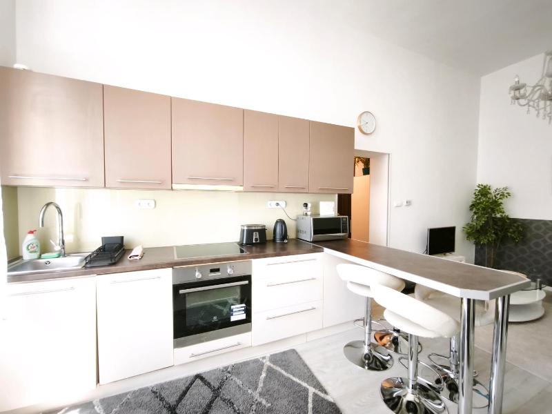 Silver Grass Suite - image 7