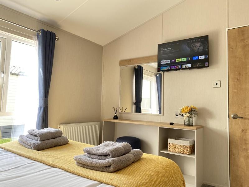 The Buttercup Lodge - image 20