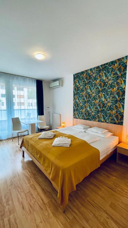 Corvin Residence Apartments - image 1