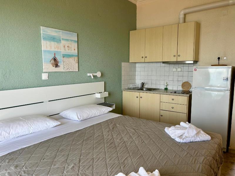Galini Studios and Apartments - image 42