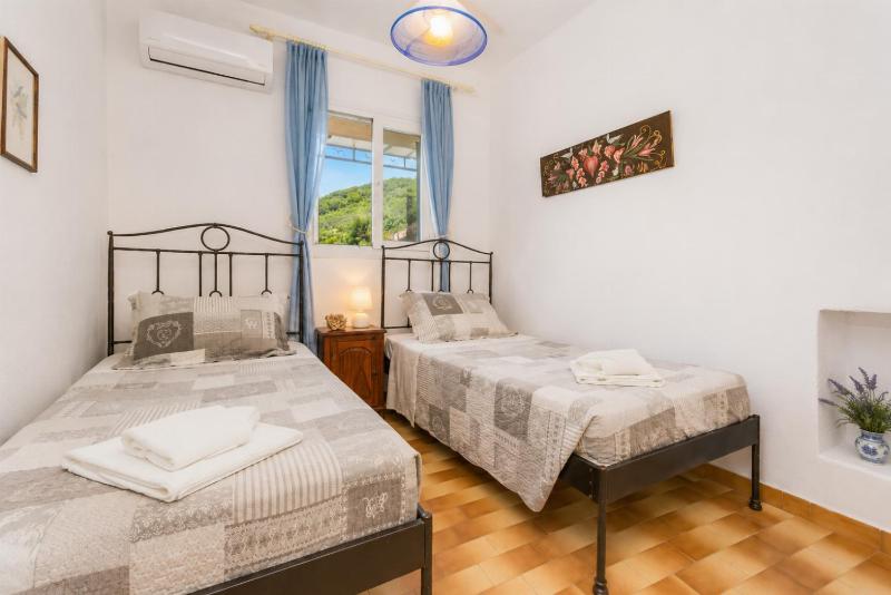 Effie Apartment - image 6