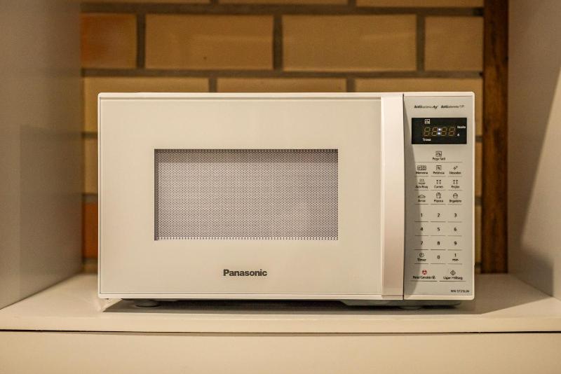 Apartamento com Opção de Café da Manhã Kit Fondue e Aquecedor no Quarto a 300m da Praia para Casais - image 5