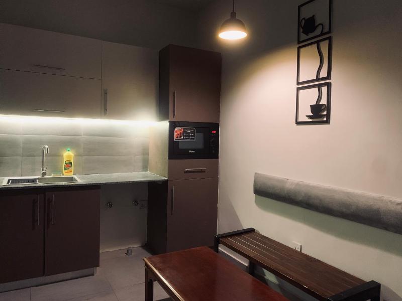 Serenity Suites SkyPark One Luxury 2BR Apartment Gulberg Greens Islamabad - image 10