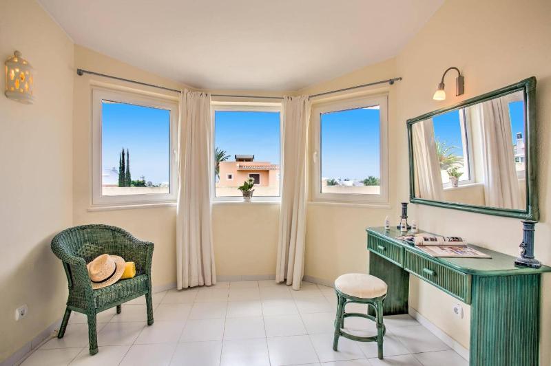 Villa Sarana by Villa Plus - image 27