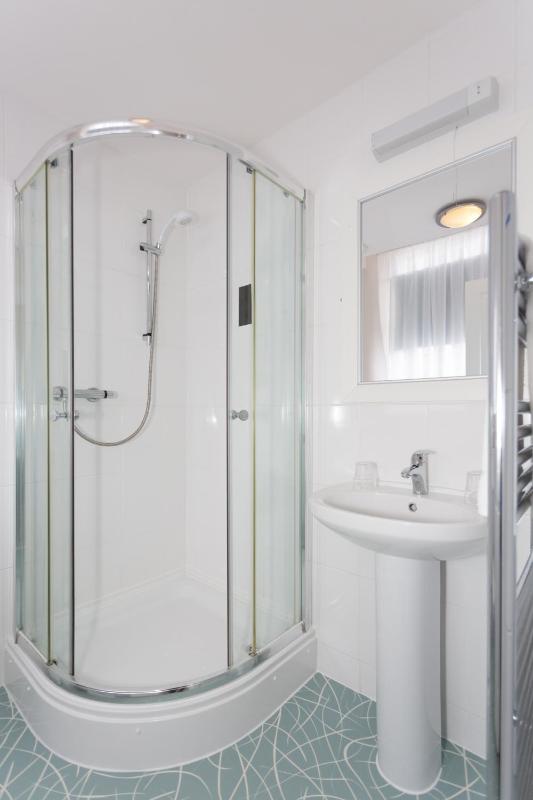 Standard  Double Room image 2