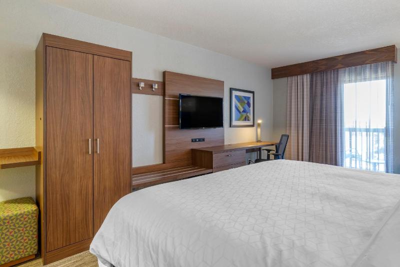 Holiday Inn Express Cape Coral-Fort Myers Area By IHG - image 44