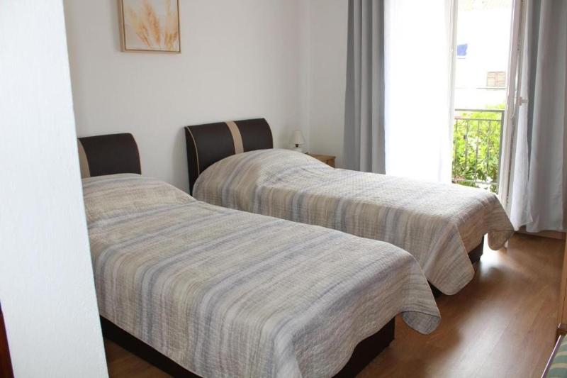 Apartments with parking space Korcula - 25951 - image 22