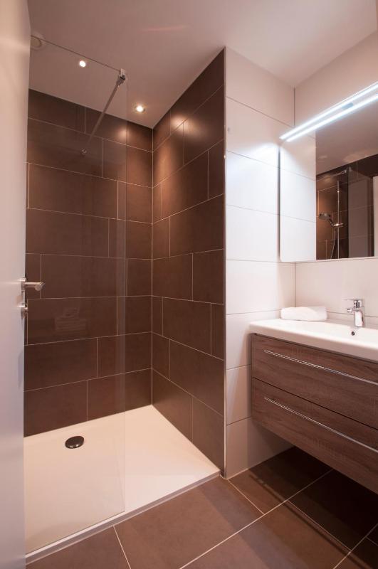 Junior Suite with Balcony image 3