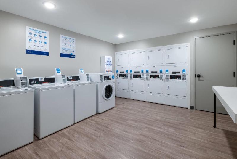 ECHO Suites Extended Stay by Wyndham Savannah Pooler - image 2