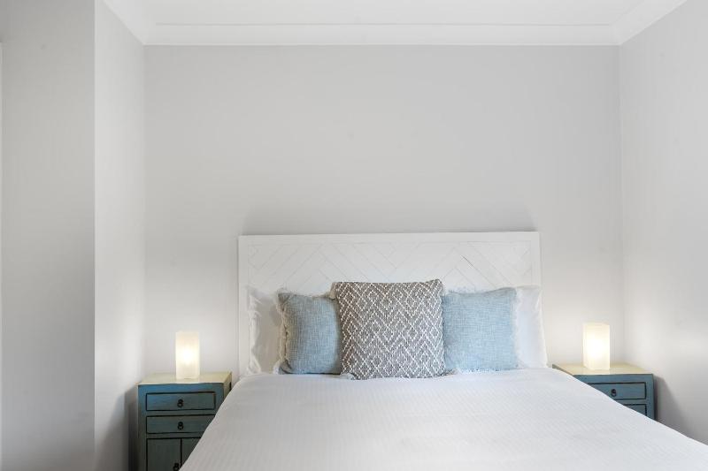 Niara - renovated 4BR Vincentia beach house - image 14