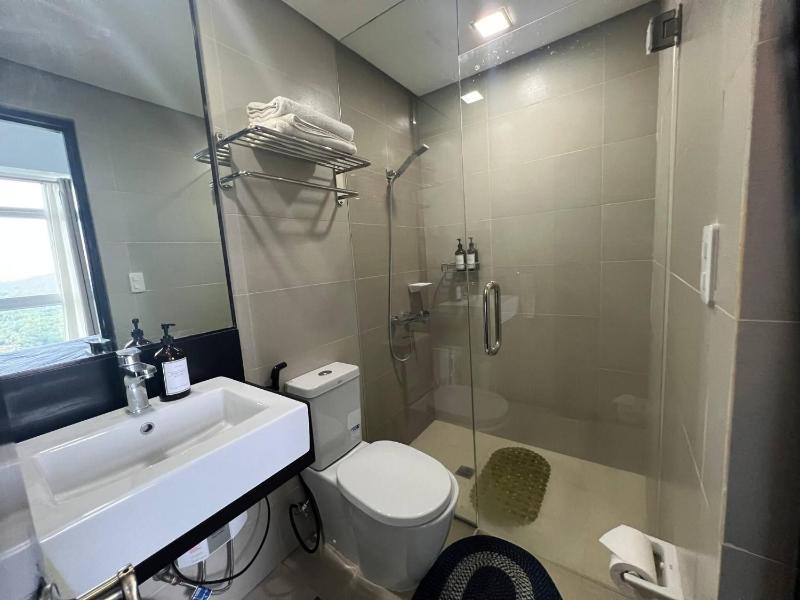 Serene 1-Bedroom Apartment in Boracay with Pool Access - image 31