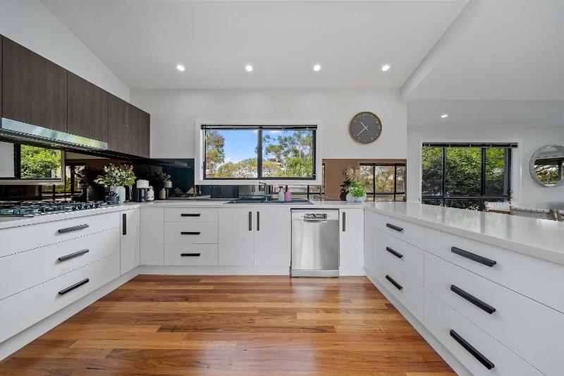 Indigo Views - renovated Vincentia beach house - image 18