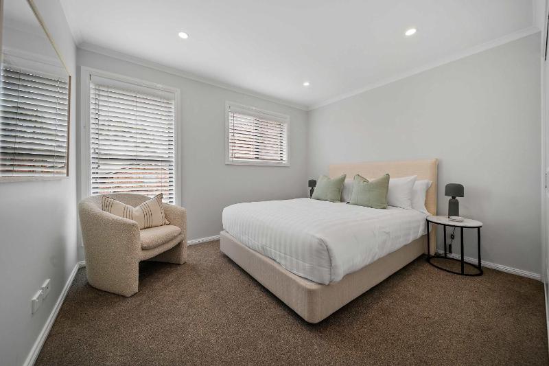 Indigo Views - renovated Vincentia beach house - image 11