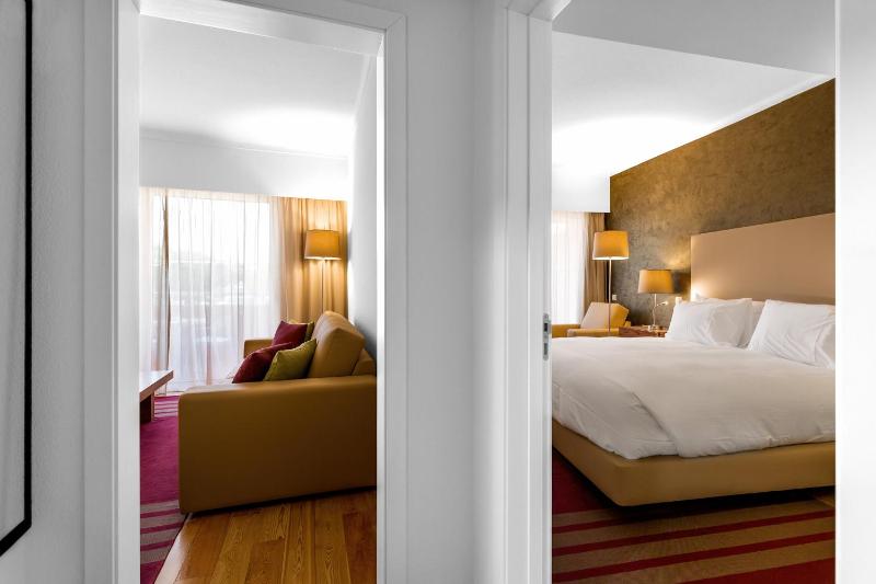 Vilamoura Garden Hotel - image 17