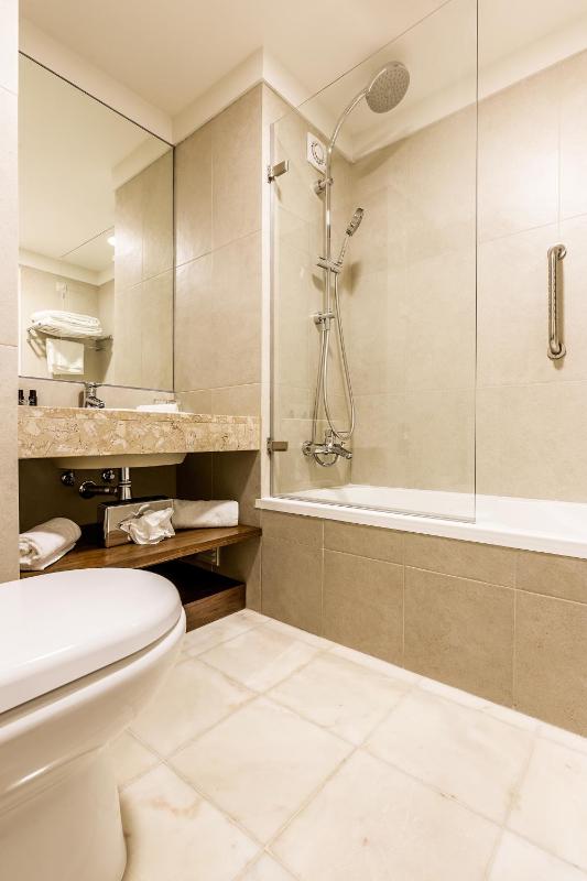 Vilamoura Garden Hotel - image 24