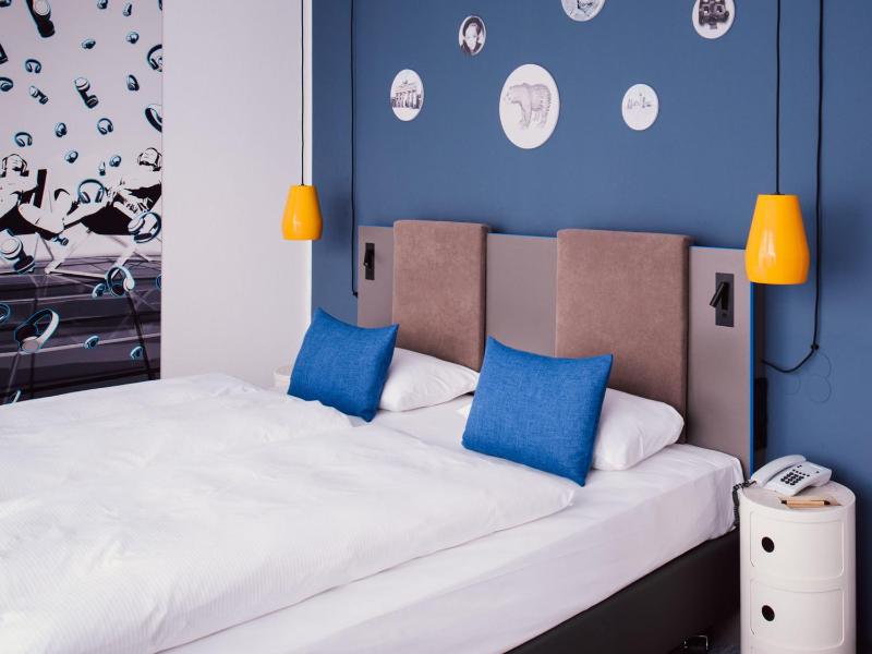 Comfort Room image 2