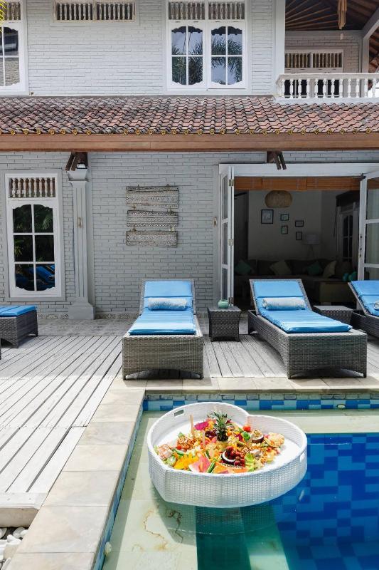 Tropical House - Garlic Lane - image 9
