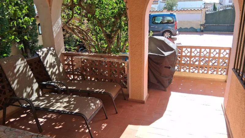 RESIDENCIA ALBERES -Apartamento completo con piscina barbacoa parking- D - image 14