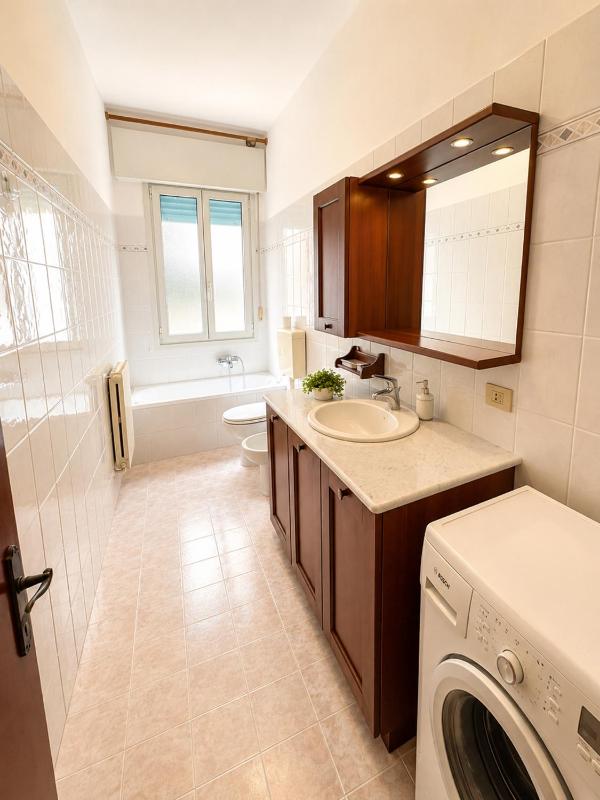 Big Apartment with 3 rooms - image 7