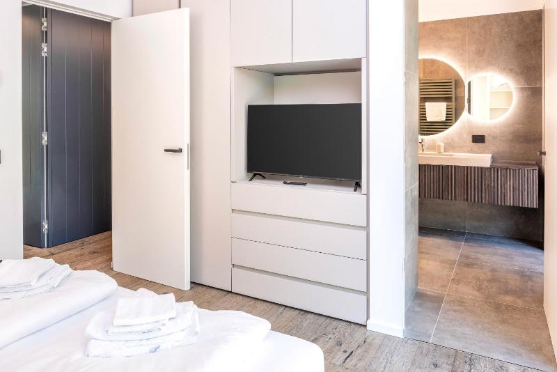 Mirabello Private Pool Apartment - image 16
