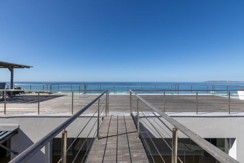 Seascape - image 5