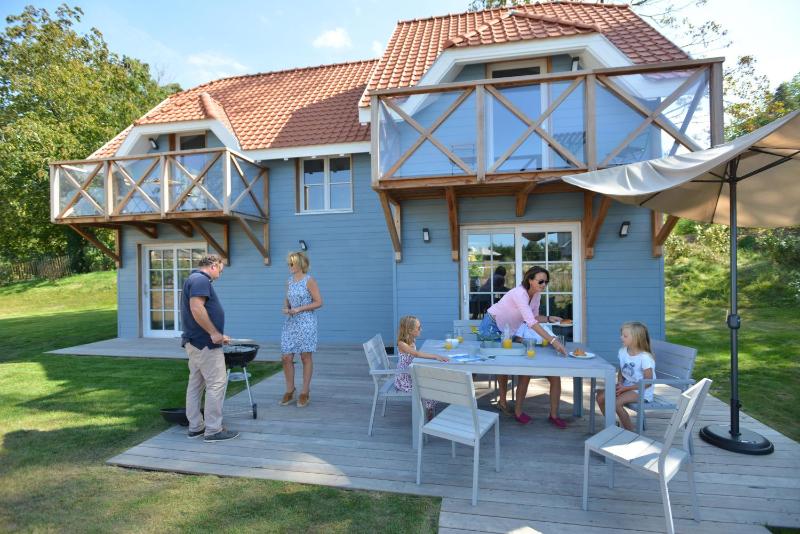 Three-Bedroom Villa image 1